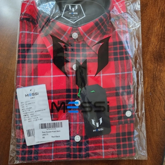 Messi Button Up Shirt - Picture 5 of 8